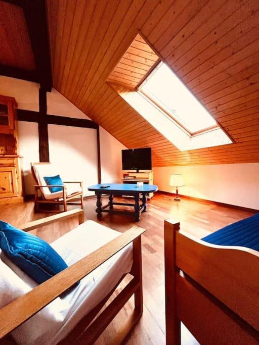 Charmant Appartement De Vacances Alta Ripa Hauterive  Buitenkant foto