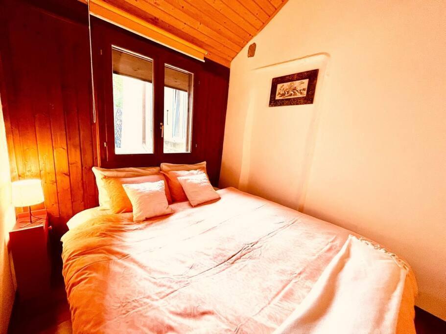 Charmant Appartement De Vacances Alta Ripa Hauterive  Buitenkant foto